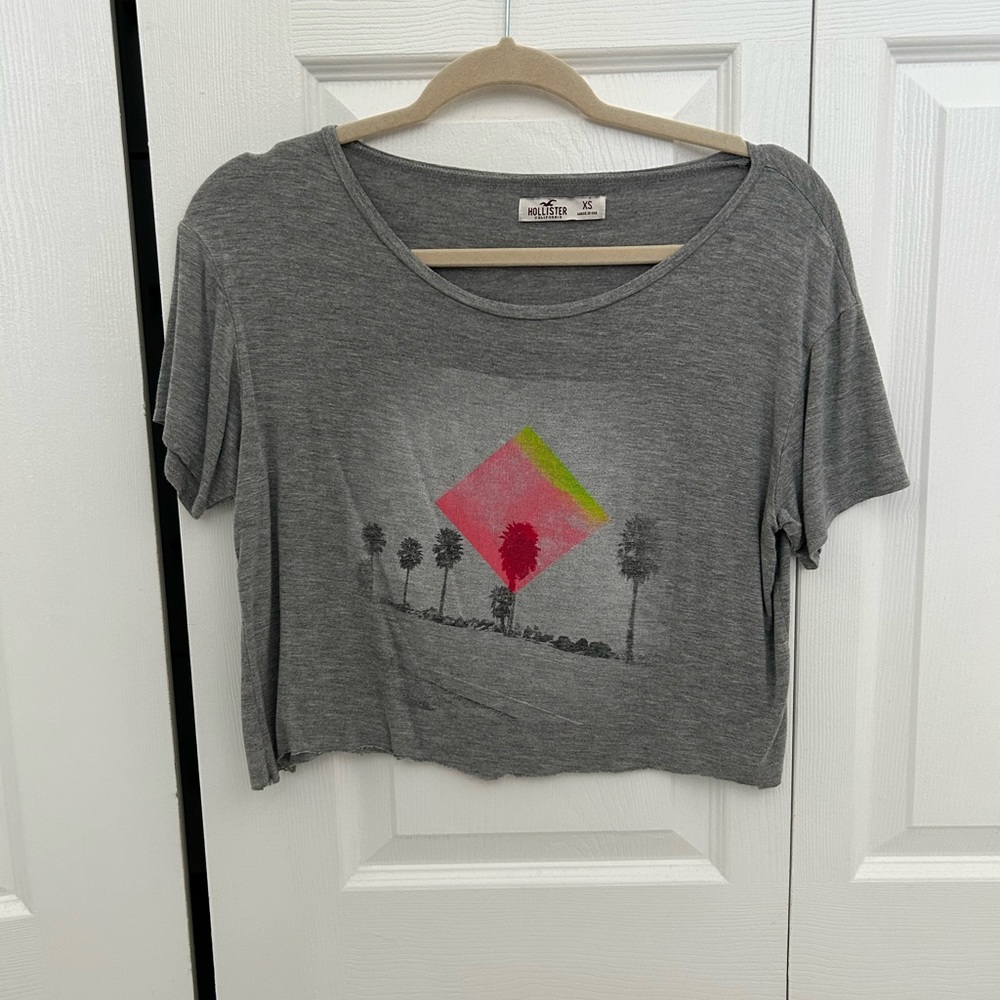 Hollister Cropped Shirt
